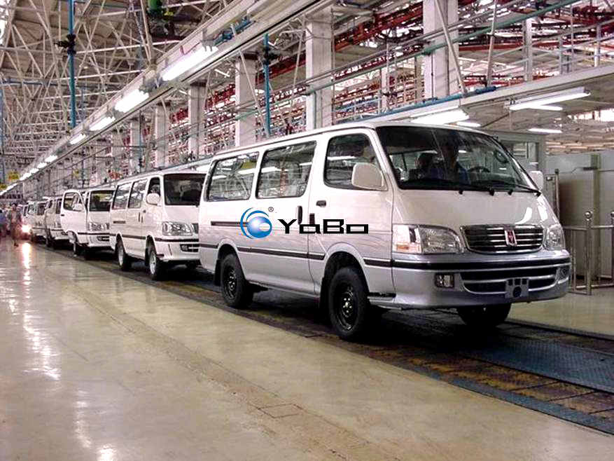 Línea de Montaje de Minivanes y Furgones de Pasajeros